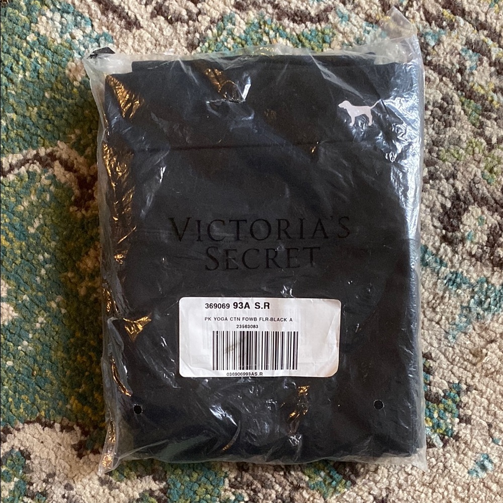 Victoria's Secret Black Yoga Pants